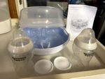 PHILLIPS AVENT MICROWAVE STERILISER WITH BOTTLES AND INSTRUCTIONS