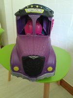 Monster High School Bus with 2 Monster High Dolls in Excellent Condition