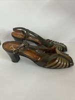 Vintage 1960’s Sling Back Sandal Size 4 Good Used Condition