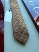 Gucci Tie Mens 100% Silk Gold GG interlocking pattern logo Full Packaging