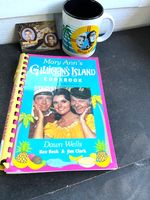 Gilligan's Island   dawn wells  signed book and coffee mug and card