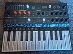 Arturia microfreak experimental hybrid synthesiser