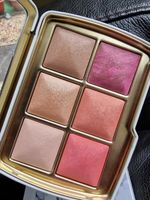Hourglass Ambient Lighting Edit Unlocked Swan BNIB Limited Edition Sold Out.