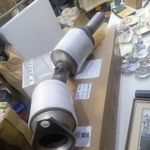 CATALYTIC CONVERTER FITS FOR LEXUS CT200H WITH SENSOR & KIT & FREE DELIVERY