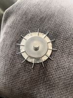 Vintage Crazy Daisy Winder 