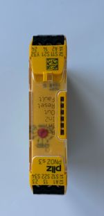 Pilz S3 750103 Dual-Channel Emergency Stop Safety Relay 24V 3 Safety contacts