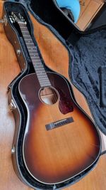 Sigma JM-SG45 Electro-acoustic Guitar Sunburst with hardcase