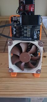 NerdQaxe++ ASIC Miner – 4.8TH/s Home Bitcoin miner Upgraded Noctua fan