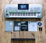 YAMAHA TYROS 2 Music Workstation Keyboard. Excellent condition !