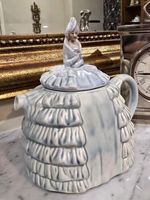 Vintage Sadler Ye Daintee Ladyee Teapot • 1930s Kitsch Figurine