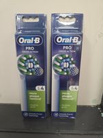 Oral-B EB504 Cross Action Electric Toothbrush - White 2 Packs X 4 (8)