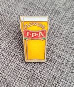 FLOWERS IPA REAL ALE BEER GLASS PIN BADGE