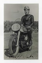 ISLE OF MAN TT WINNER GEOFF DUKE GENUINE HAND SIGNED PHOTOGRAPH - IoM MANX T.T.