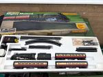 Hornby Railways OO Gauge Starter Set DC Analogue 8pc Track Controller BR