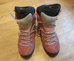 Scarpa Omega Plastic Mountaineering Boots Red Uk10