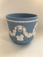 Wedgwood blue jasperware planter in excellent condition