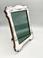 GEORGE V STERLING SILVER PHOTO FRAME, SAMUEL M. LEVI, BIRMINGHAM, 1918