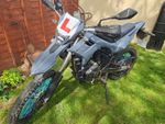 Sinnis QH 1256Y SMXE Motorbike 2022 Lithium Battery, Years MOT
