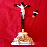 ANTIQUE VICTORIAN CRUCIFIX, WITH SKULL & CROSS BONES, PORCELAIN BASE