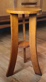 Antique Arts & Crafts Oak Wooden Plant Stand / Lamp / Side Table