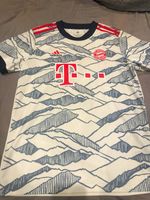 adidas Bayern Munich Away Shirt Kimmich 6 Mens Size M,2020 fifa world champ badg