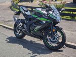 Kawasaki Ninja 125  Learner Legal Low Miles 2024 CBT Arrow Grey Green Black