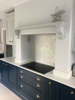 A 150Cm Long Georgian Style Mantel With Corbels(barewood)