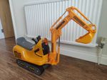 Micro Excavator Push-Along Ride On with Digger