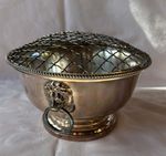 Vintage STC Ltd England Silver Plated Lion Mask Rose Bowl Centerpiece with Mesh