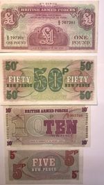 MILITARY ARMED FORCES BANKNOTE / VOUCHER SET 4 X NOTES UNC