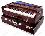 Bina Original Professional 9 Stopper Portable Harmonium with Bag