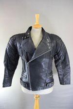 VINTAGE CLASSIC BLACK LEATHER BIKER JACKET 36 INCH CHEST/SMALL