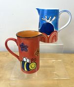 whittard of chelsea set of 2 vintage kitsch quirky milk jugs - Bee and whale HAI