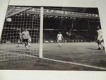 MANCHESTER UNITED FC 1968 EUROPEAN CUP FINAL BOBBY CHARLTON RARE PRESS PHOTO