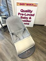 BabyBjörn Bouncer Balance soft light grey / white.