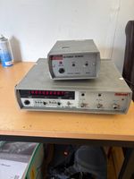 Racal-Dana 9921 UHF Frequency Counter & Racal-Dana 9932 (R5)