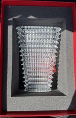 Baccarat Eye Vase Rectangular, Clear