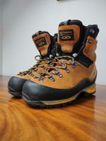 Scarpa Mont Blanc GTX Mountaineering Boots B3 Size UK 8 EU 42