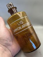 SUPERB 1920S-30S AMBER GLASS CHEMIST SHOP ROUND POISON BOTTLE LIQ.AMMON.AROMAT.