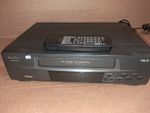 VCR VHS Video Cassette Recorder player SERVICED REMOTE Play Vhs Tapes 
