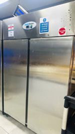koldbox Reach-In Refrigerator 2 Solid Doors 2-Door Solid Door Design