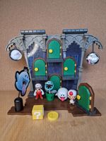 Mario King BOO Luigi Haunted Mansion Playset with Extra Figures and Accessories