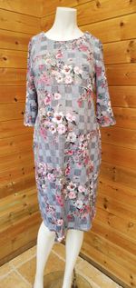 Job lot-b & w check dress with lovely floral detail, new Dorothy Perk, free post