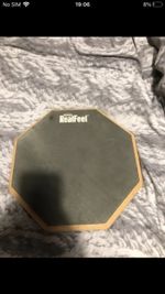 Evans RealFeel - Drum Practice Pad - Drum Pad - Drummer Practice Pad - Gum Rubb