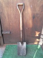 Vintage Elwell Garden Spade Garden Border Spade Tool Wooden Y Handle. (#403)