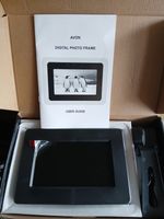 Avon Digital Photo Picture Frame 7 Inch Black Frame Boxed with Instructions