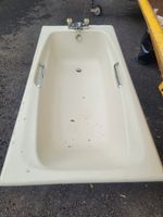 Vintage Bathroom Suite 1970-80s Retro. Excellent Condition