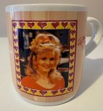 Coronation Street Raquel Mug 1995 Woolworths Granada TV Vintage – Excellent