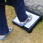 KCT OUTDOOR HALF STEP ANTI-SLIP STABLE MOBILITY AID LARGE DOOR STOOL PLATFORM