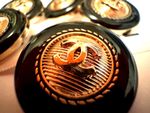 5 CHANEL BUTTONS (METAL & RESIN) BLACK & GOLD CC BUTTONS 25mm TRÉS CHIC!